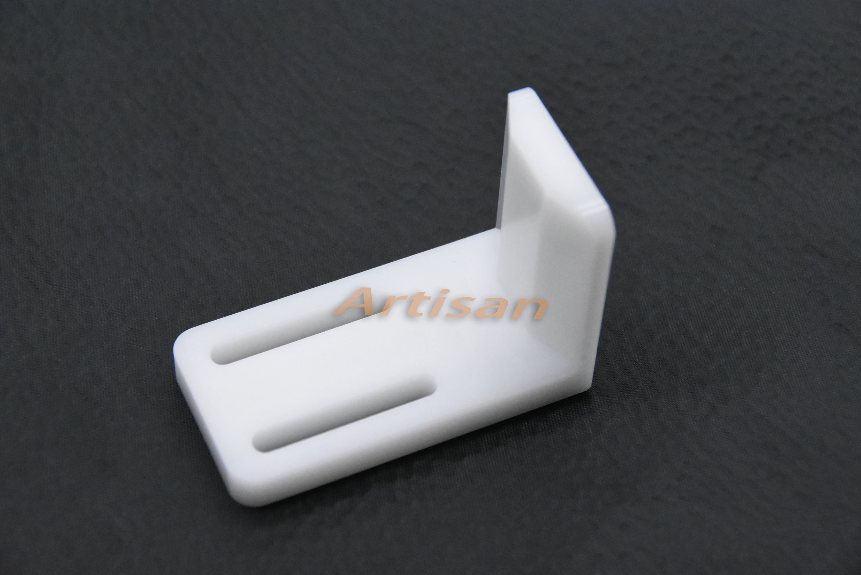 <strong>醫(yī)療類精密件加工：電池間距調節(jié)塊1</strong>